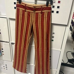 Alice + Olivia red and beige pants